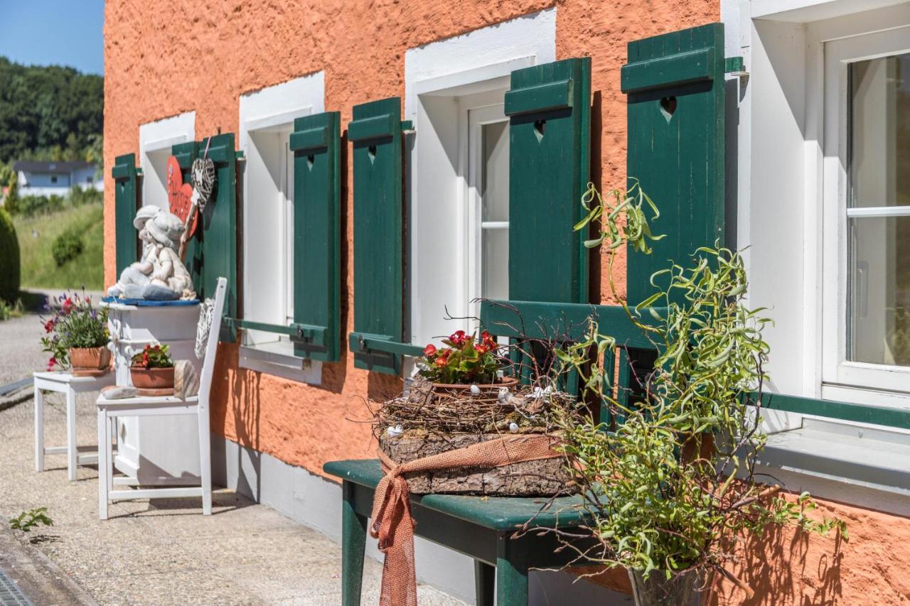 Fewo Im Gaestehaus Maximilian Eggelsberg Luaran gambar