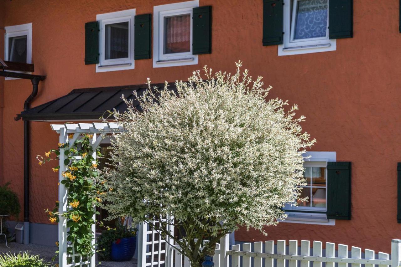 Fewo Im Gaestehaus Maximilian Eggelsberg Luaran gambar