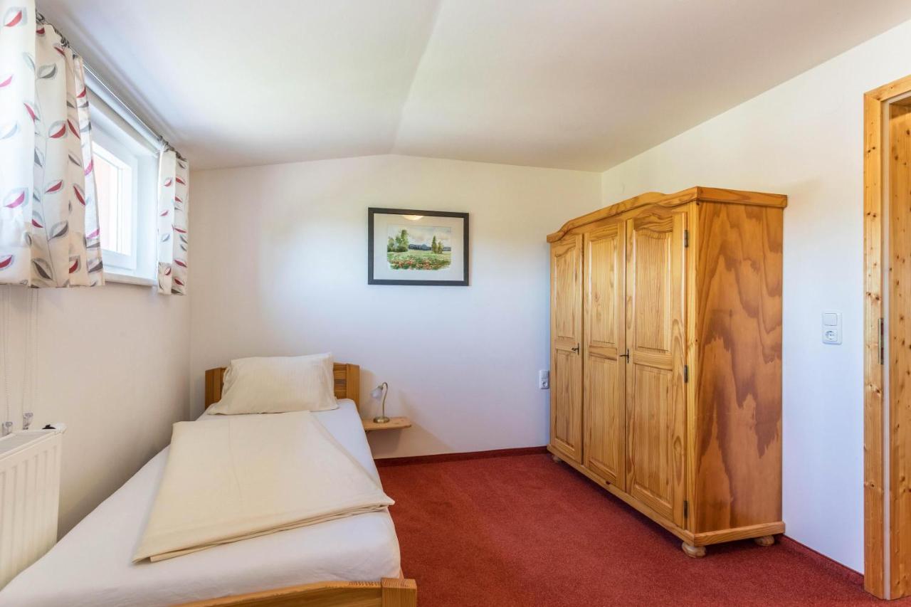 Fewo Im Gaestehaus Maximilian Eggelsberg Luaran gambar